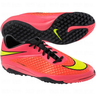soccer cleats hypervenom 2014