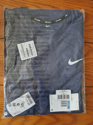 Nike Men's Essential Long Sleeve Hydroguard Midnight Navy, NESSA587-440, XL - Picture 4 of 8