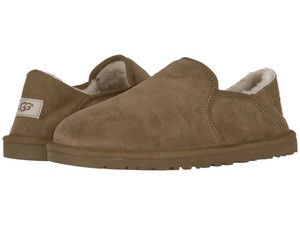 ugg slippers for men