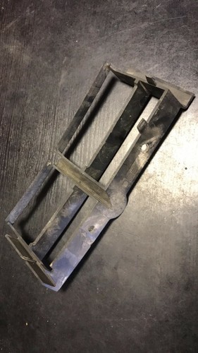 BMW E39 Stoßstange Grill Vorne Links 8235673
