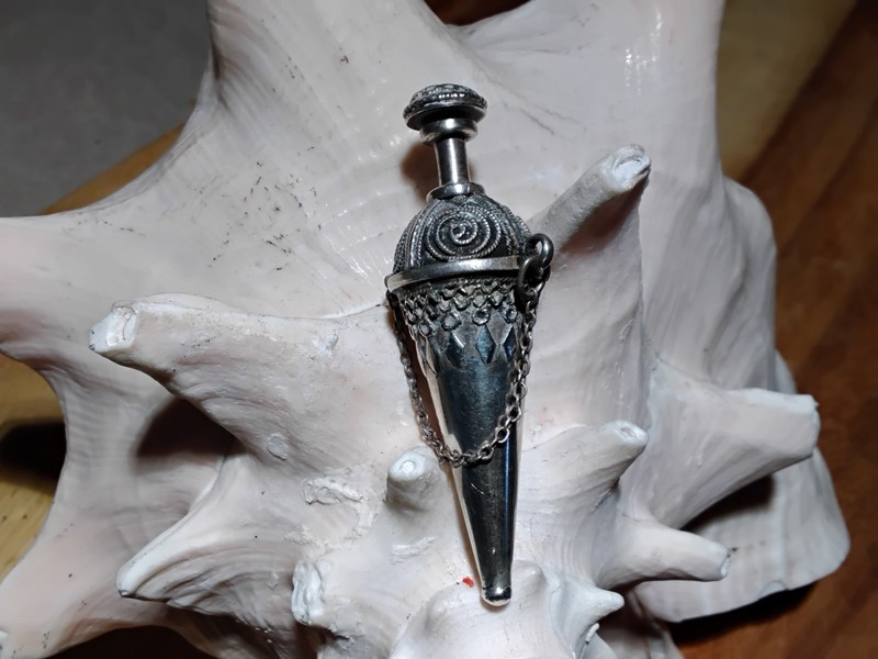 ~ Fabulous Art Deco Jerusalem 900 Silver Perfume Bottle ~