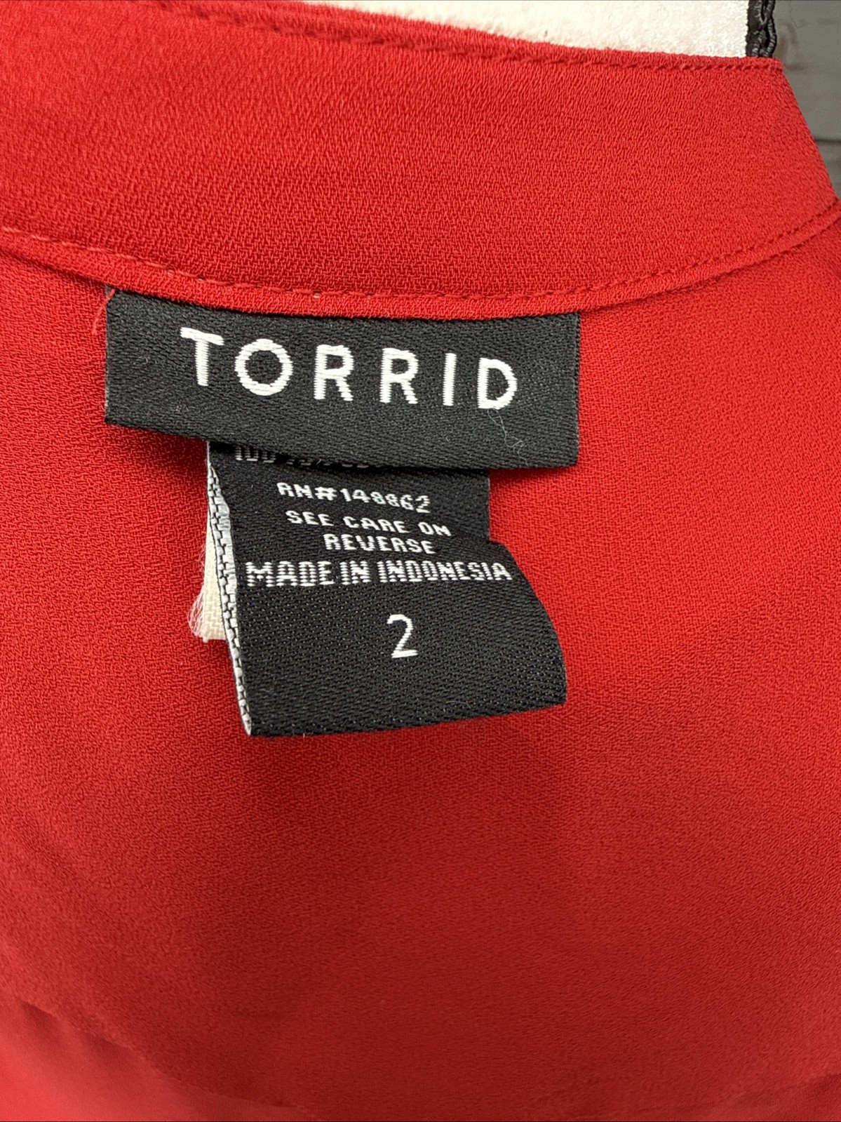 Torrid Harper Split Neck Blouse Pockets Roll Tab … - image 9