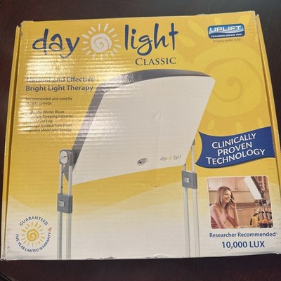 Daylight Classic Light Therapy Lamp 10,000 Lux Uplift Technologies SAD Adjust