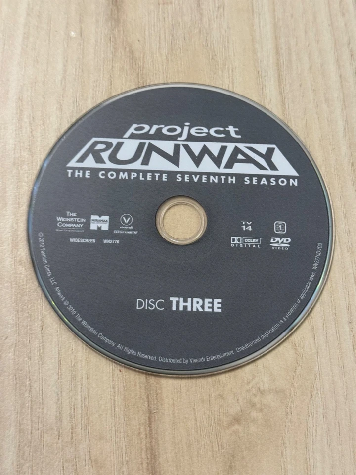 Project Runway Season 7 DVD (Disc Only) REGION 1 LOCKED - RARE - Image 3 of 3