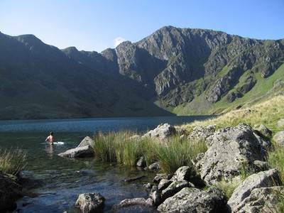 Foto A2 Bad nehmen in Llyn Cau ! Dol-Fanog Trotz Ende 2011