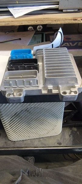 Módulo de control electrónico ECM del motor 2,4 L compatible con 06 08-10 MALIBU 15873148 Foto 4 de 4