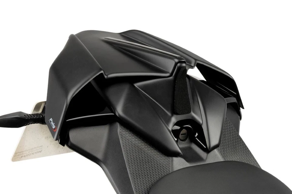 Capucha asiento aspecto carbono Puig BMW S 1000 RR 2023-2025 Foto 2 de 4