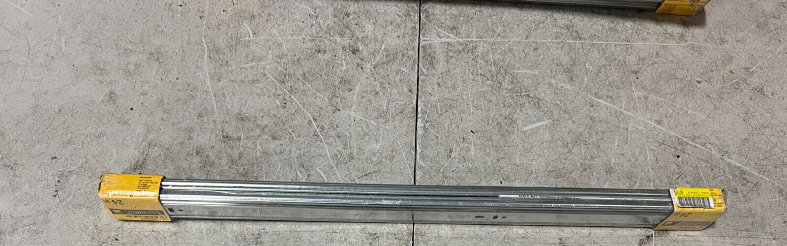 OEM EVERBILT 1002748072 24" Full Extension Ball Bearing Drawer Slide Hardware