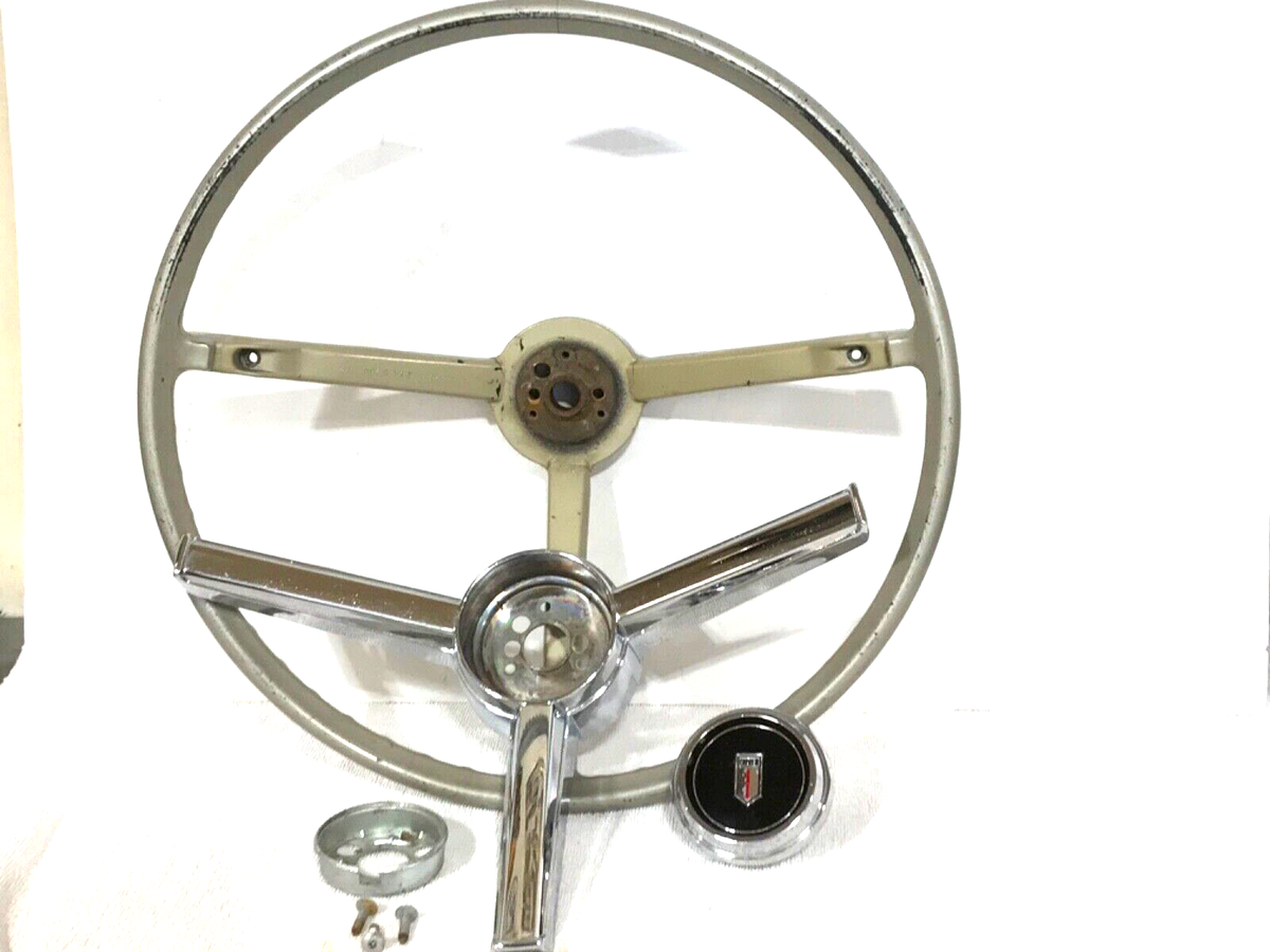 ORIGINAL GM 1967 CHEVY II NOVA DELUXE STEERING WHEEL 9745764