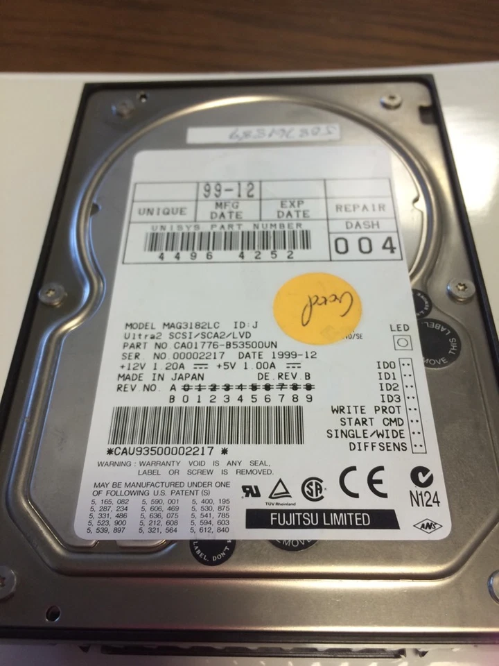 Fujitsu MAG3182LC 80 pin 18GB SCSI HDD - Image 2 of 4