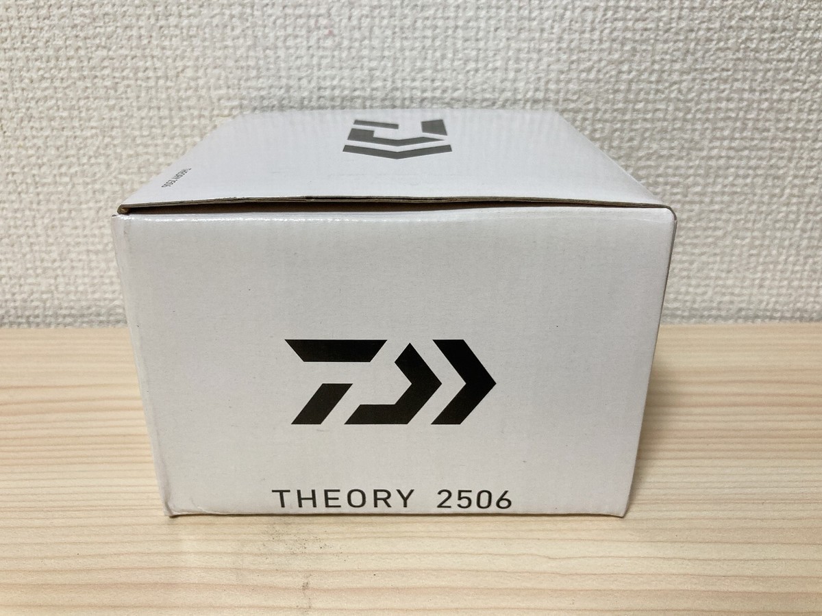 DAIWA THEORY 2506 美品 Daiwa Spinning Reel 17 Theory 2506H [2500 Size] Gear:5.6