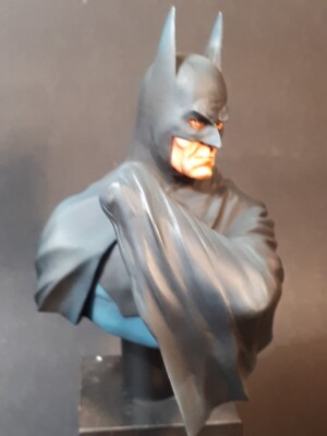 Batman Büste. OOP Resin Modell. Pro Painted