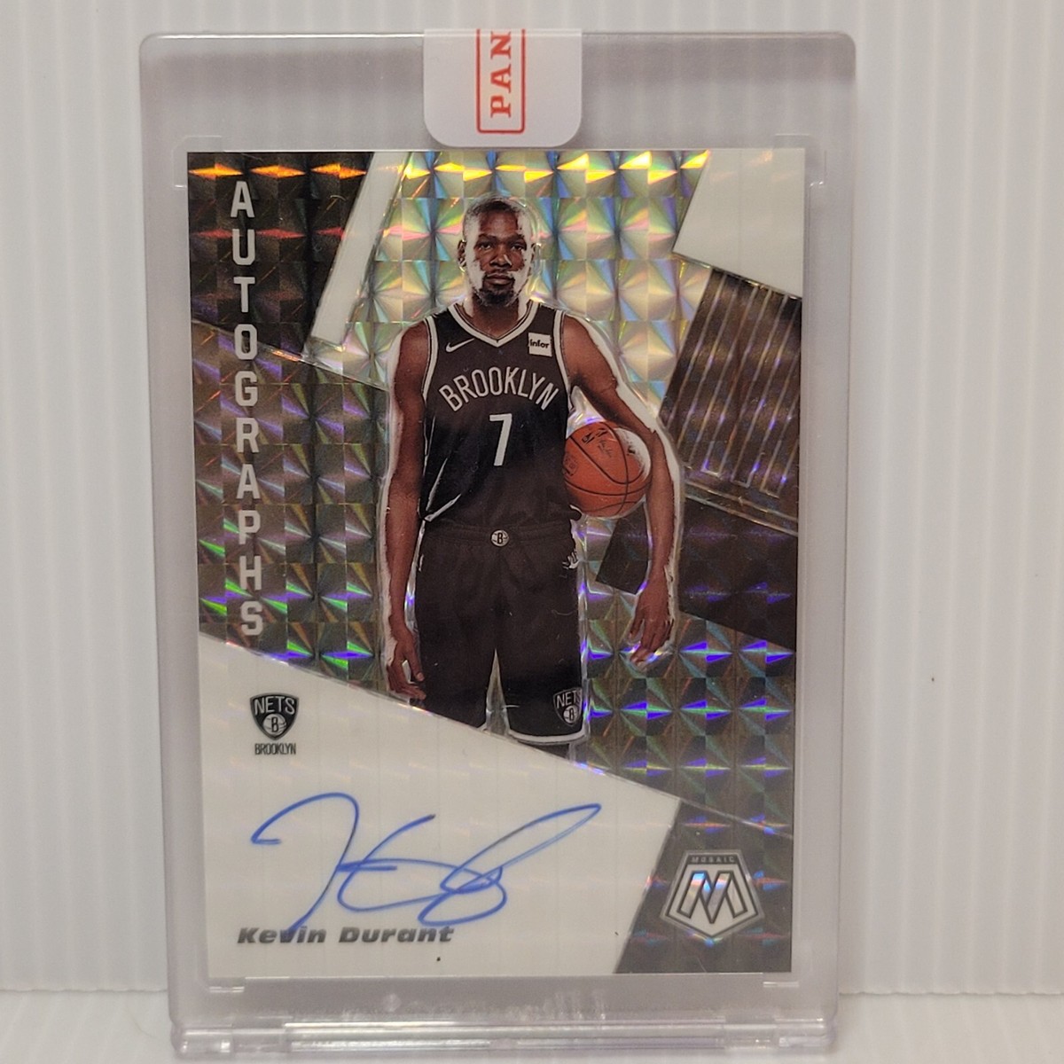 NBAカード　Kevin Durant auto mosaic 直書サイン Kevin Durant 2019 Mosaic Autographed On-Card Holo Prism