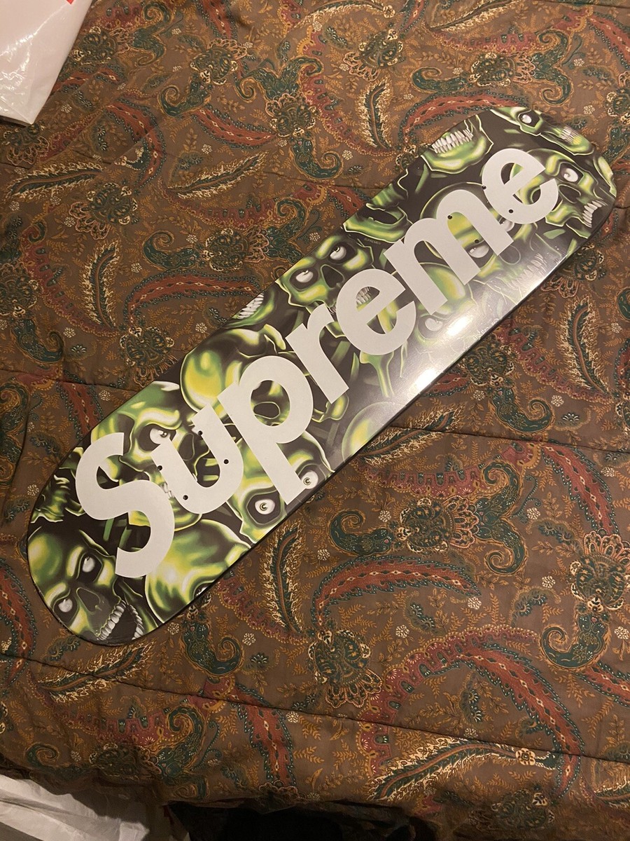 Supreme Skull Pile Skate Deck Brand New Unwrapped. SS18 | eBay Supreme Skull Pile Skate Deck Brand New Unwrapped. SS18 | eBay