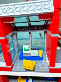 LEGO 7945 - City: Fire Station - 2007 - Retired - 98% Complete