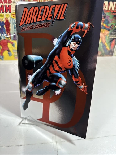 DAREDEVIL BLACK ARMOR 1 PAULO SIQUEIRA FOIL VARIANT (2023, MARVEL COMICS)
