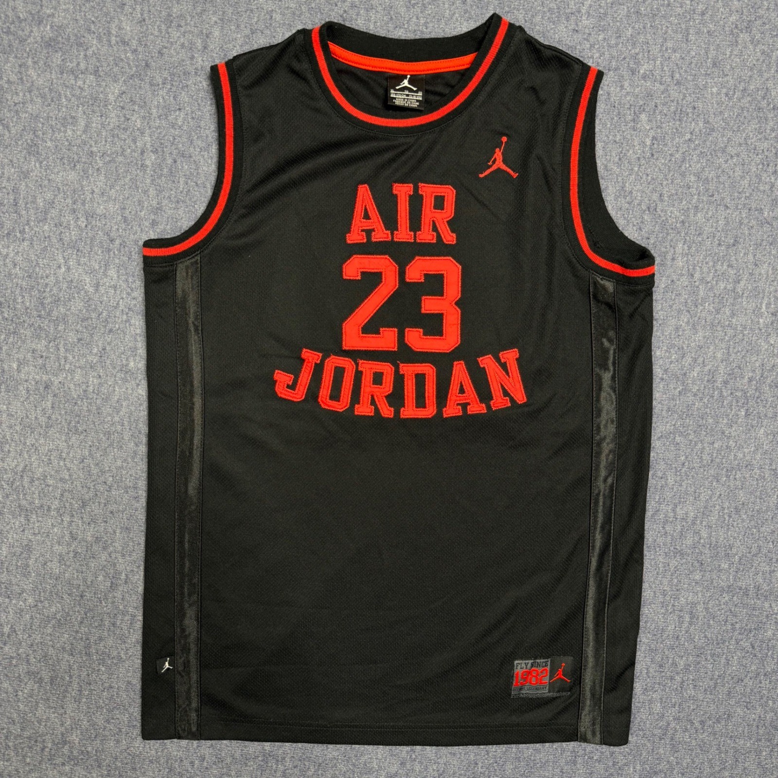 Jordan Kids Boys XL Black Red Air Jordan 23 Basketball Jersey Mesh Tank Top