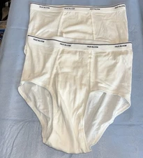 Lot of 2 fruit of the loom  White tagless cotton Briefs size 2XL  