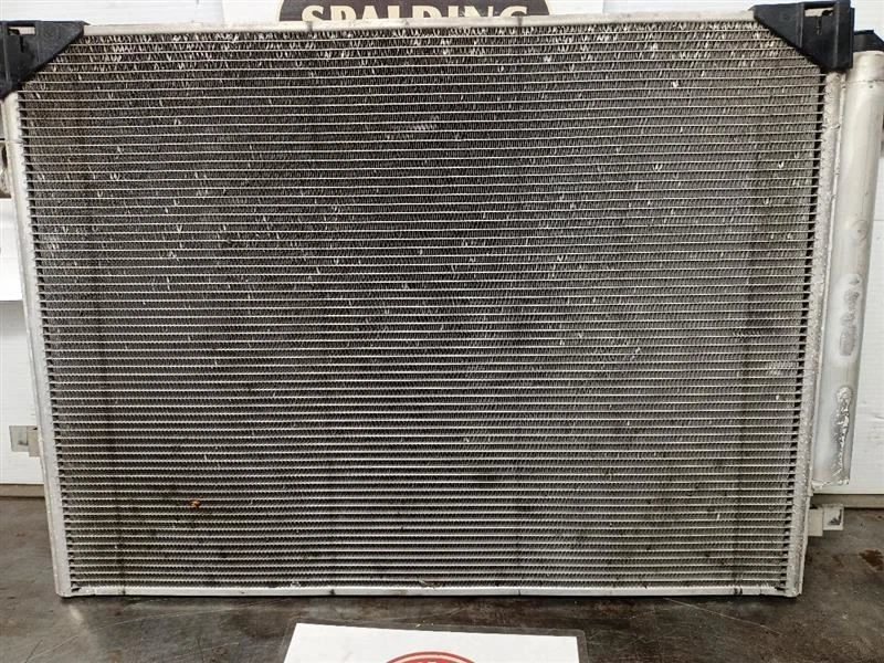 AC Condenser from 2014 Cadillac CTS 11038445 - Image 3 of 4