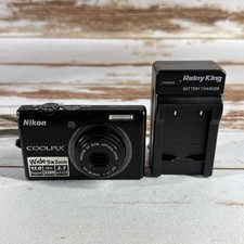 Nikon Coolpix S570 12.0MP Black Digital Camera Parts Only Lens Error Used