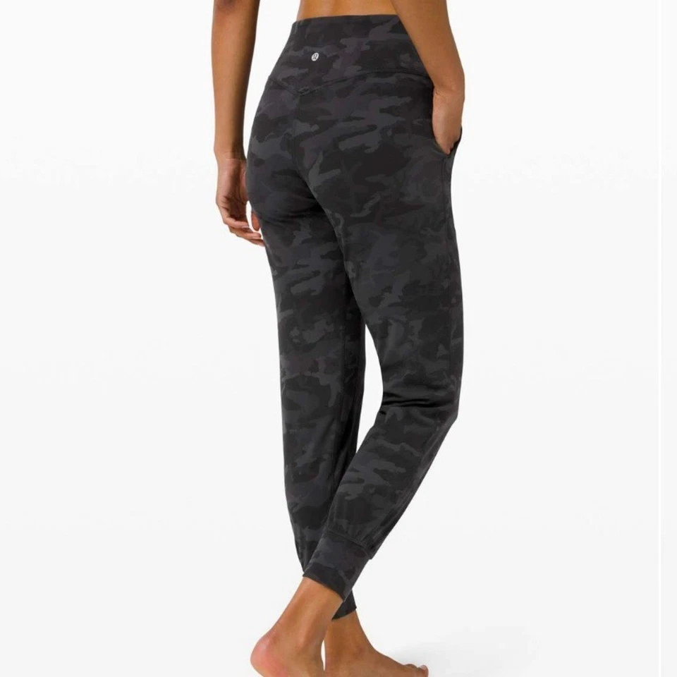 Leggings Lululemon Align Jogger 28" Gris Camuflados Talla 4 Yoga Salón Bolsillos de tiro alto Foto 2 de 4