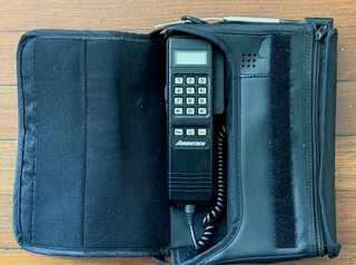 Vintage Motorola SCN2453A Mobile Car Phone w/ Battery Antenna Bag Untested