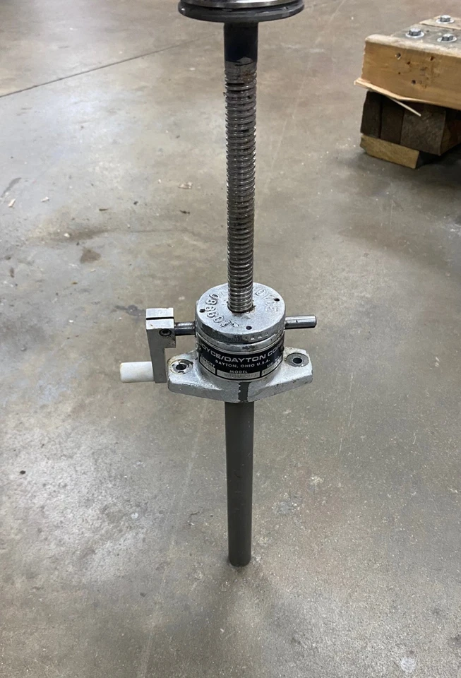 JOYCE DAYTON WJ1000-9 TORNILLO JACK 2000 LB Foto 2 de 4