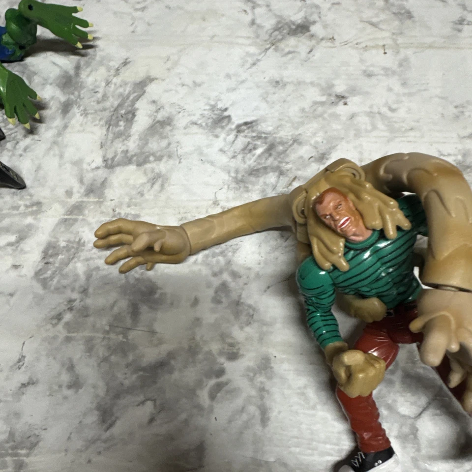 Figura de acción vintage Toy Biz Spiderman Sneak Attack Sandman 1998  Foto 2 de 4