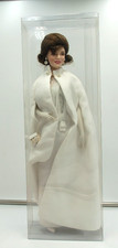 Franklin Mint 16” Porcelain Doll Jackie Kennedy Wearing 1961 Inauguration Gown