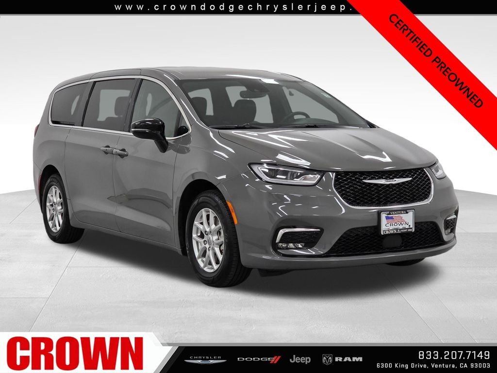 2025 Chrysler Pacifica Select