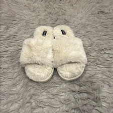 NWOT Nine West Cream Faux Fur Slippers