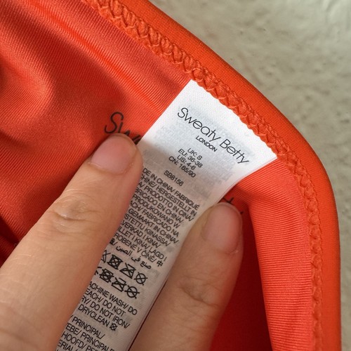 Nuovo slip bikini donna SWEATY BETTY Resort penisola rossa Xtra Life taglia media - Foto 3 di 6