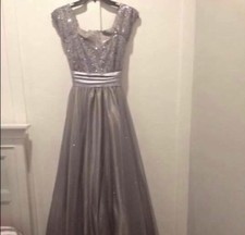 Silver Formal Bridesmaid Prom Ball Gown Ladies Dress Size 9
