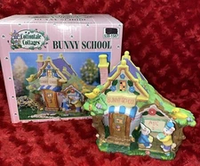 Easter House Cottontale Cottages 2001 Porcelain Bunny School 538-1587 No Light