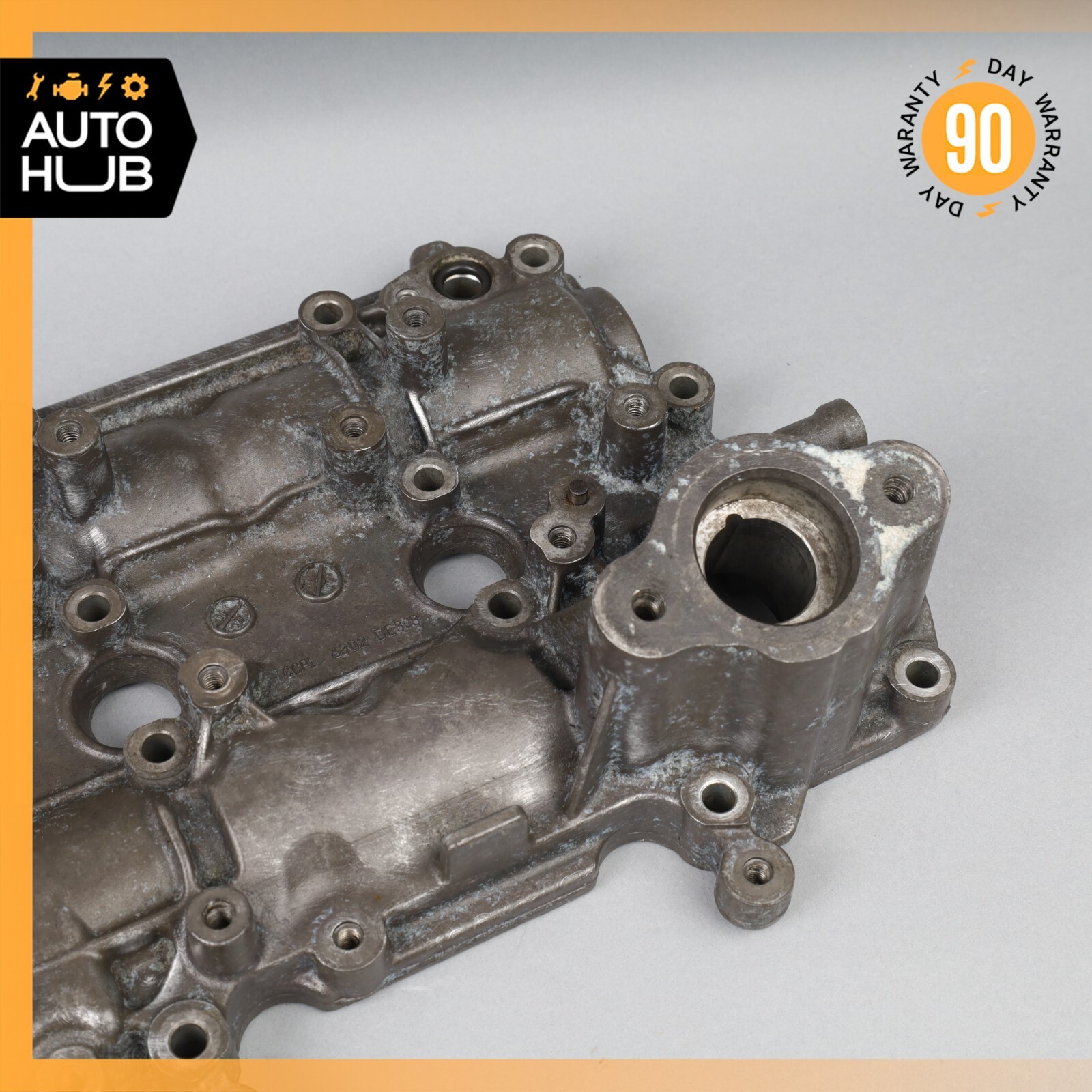 Aston Martin DB11 / C63 M177 Right Side Engine Cylinder Head Valve Cover OEM 7k