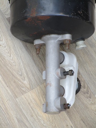 94-95 MUSTANG GT BRAKE BOOSTER OEM 95GT - Picture 9 of 15