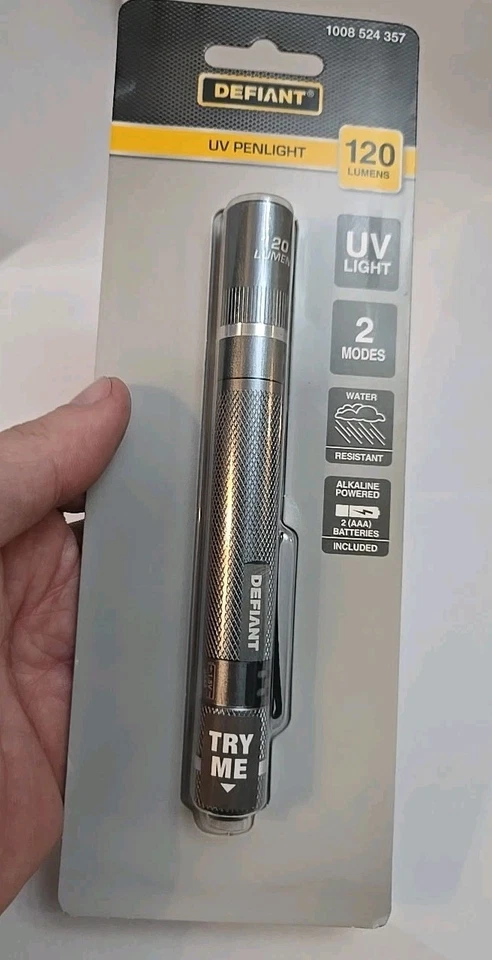 Pluma Defiant Luz con Función UV 120 Lúmenes Aluminio Negro 1008 524 357 Foto 3 de 4