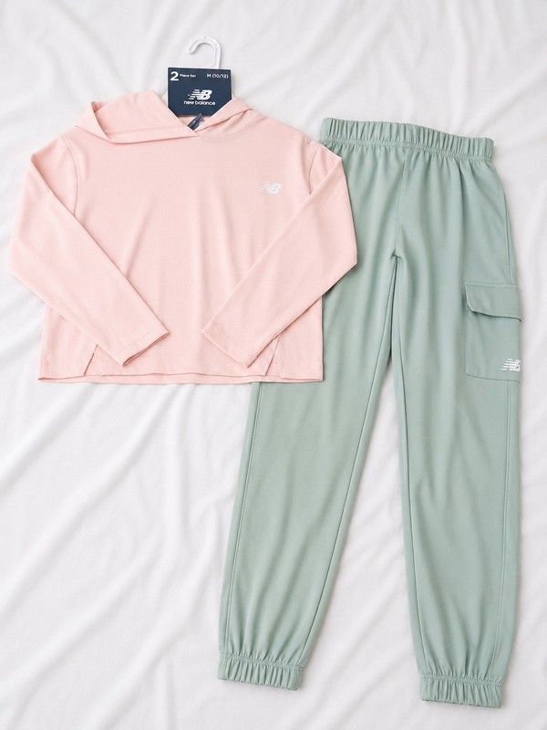 New Balance Girls 2-Piece Outfit Set – Size Medium (10/12) – NWT