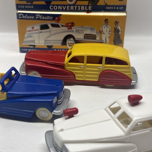 Dimestore Dreams Convertible, Station Wagon & Ambulance Car 1:43 - Picture 4 of 12