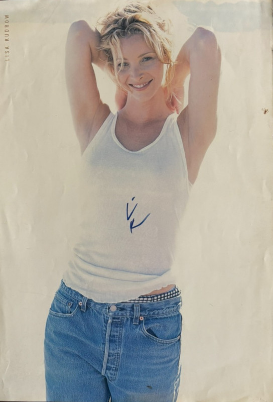 LISA KUDROW Signed Large Picture Photo