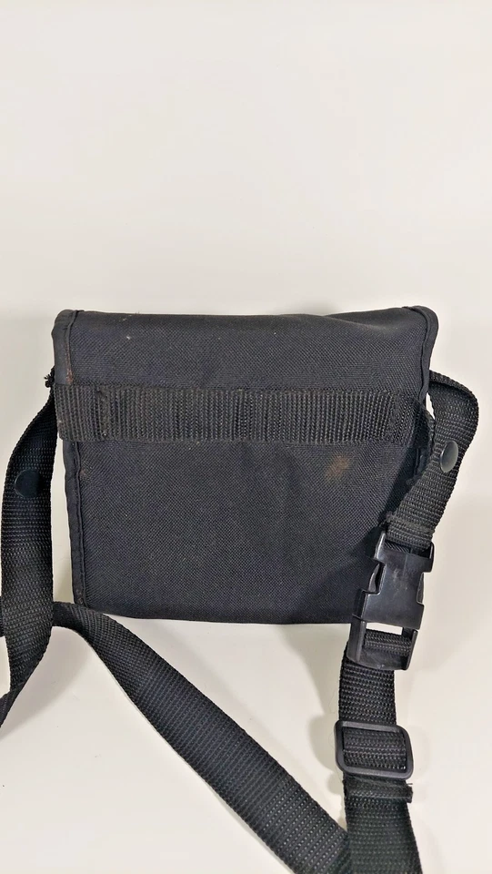Vintage Polaroid 600 Express Carrying Bag Nylon With Shoulder Strap Black - Image 3 of 4