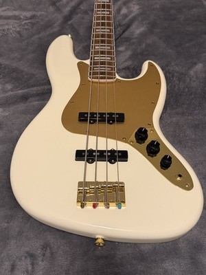 Squier 40th Anniversary Gold Edition Jazz Bass - Olympic White | eBay