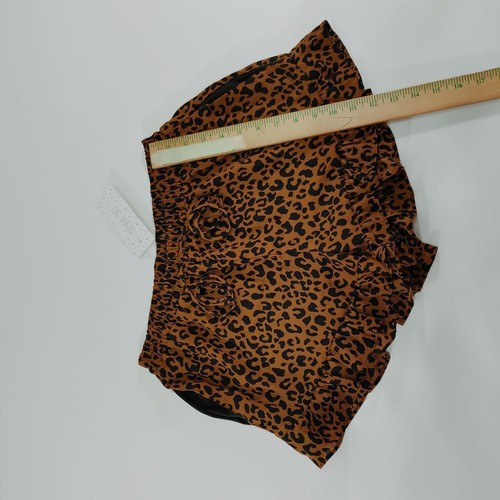 Sienna Sky Leopard Print Ruffle Hem Shorts Elastic Waist Loungewear Size M - Picture 4 of 9