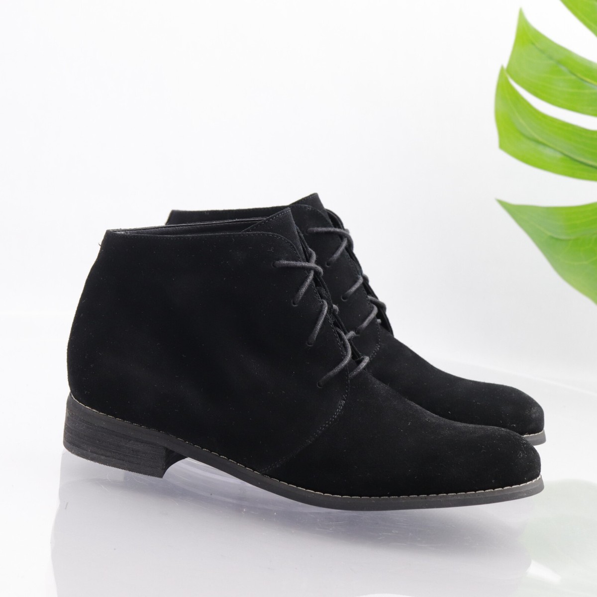 Blondo Women's Rayann Boot Size Waterproof Lace Up Bootie Black