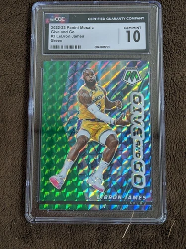 2022-23 MOSAIC GIVE AND GO GREEN CGC 10 LEBRON JAMES LAKERS