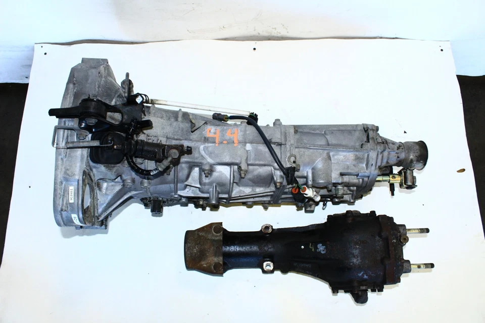 Subaru Impreza WRX 2002-2005 5 velocidades transmisión manual con diferencial 4,44 JDM EJ205 Foto 2 de 4