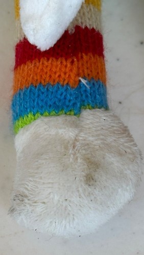 2011 TY Beanie Babies Socks the Sock Monkey Plush Doll 9" Tall (With Tags) - Picture 9 of 10