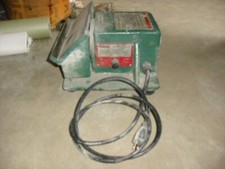 Grizzly T10091 Variable Speed Beveling and Deburring Machine 110V