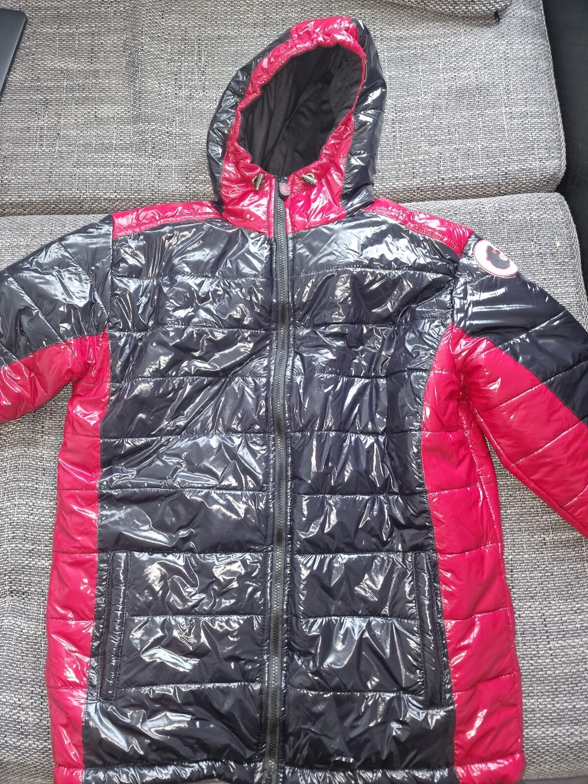 Jacket for men good quality I got different sizes . Sel