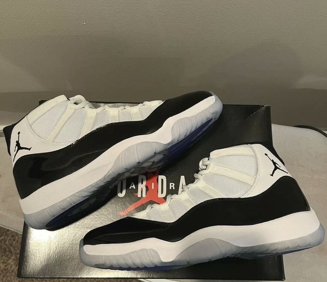 Size 11 - Jordan 11 Retro Concord 2018 